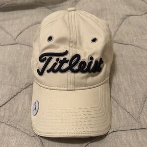 Titleist Cream Tan Golf Ball Marker Cotton Baseball Cap Hat